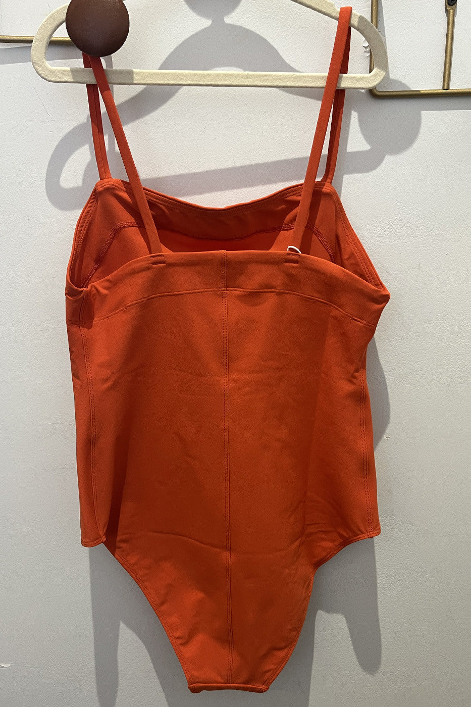 818 Orange