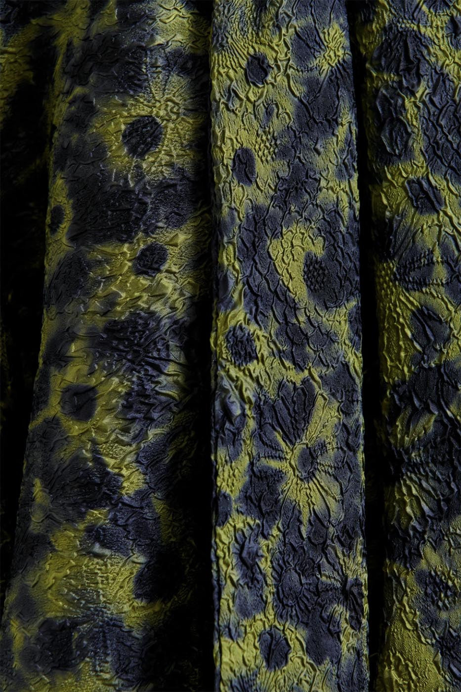 Chemise lavallière en jacquard fleuri