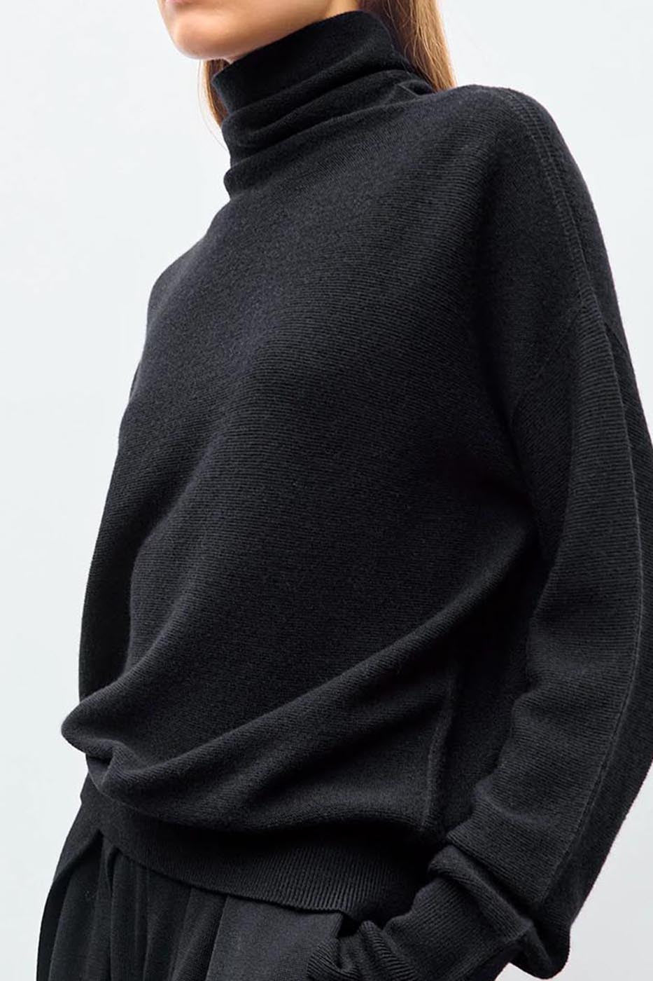 Top fin maille point mousse col montant