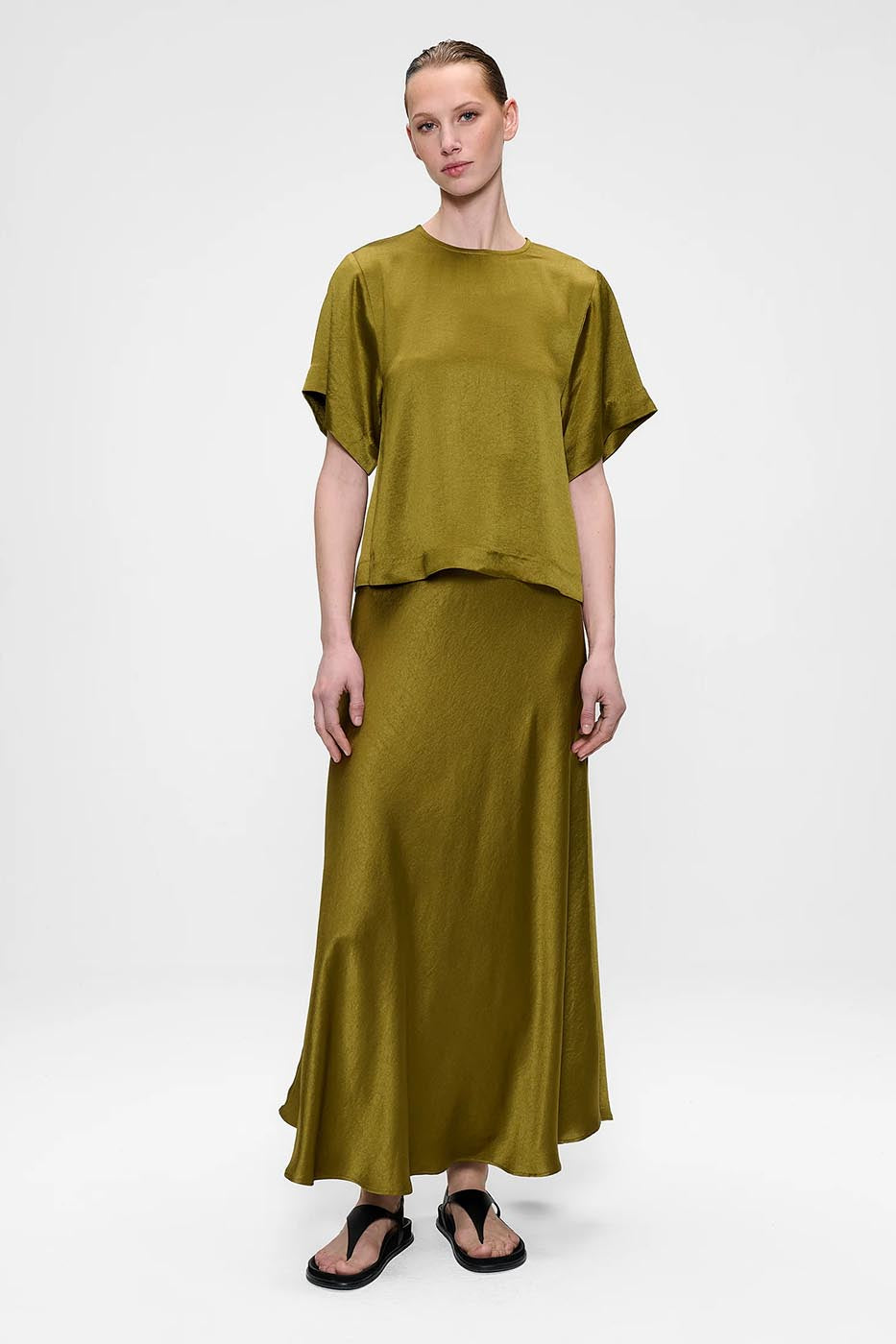 HAUT EN SATIN