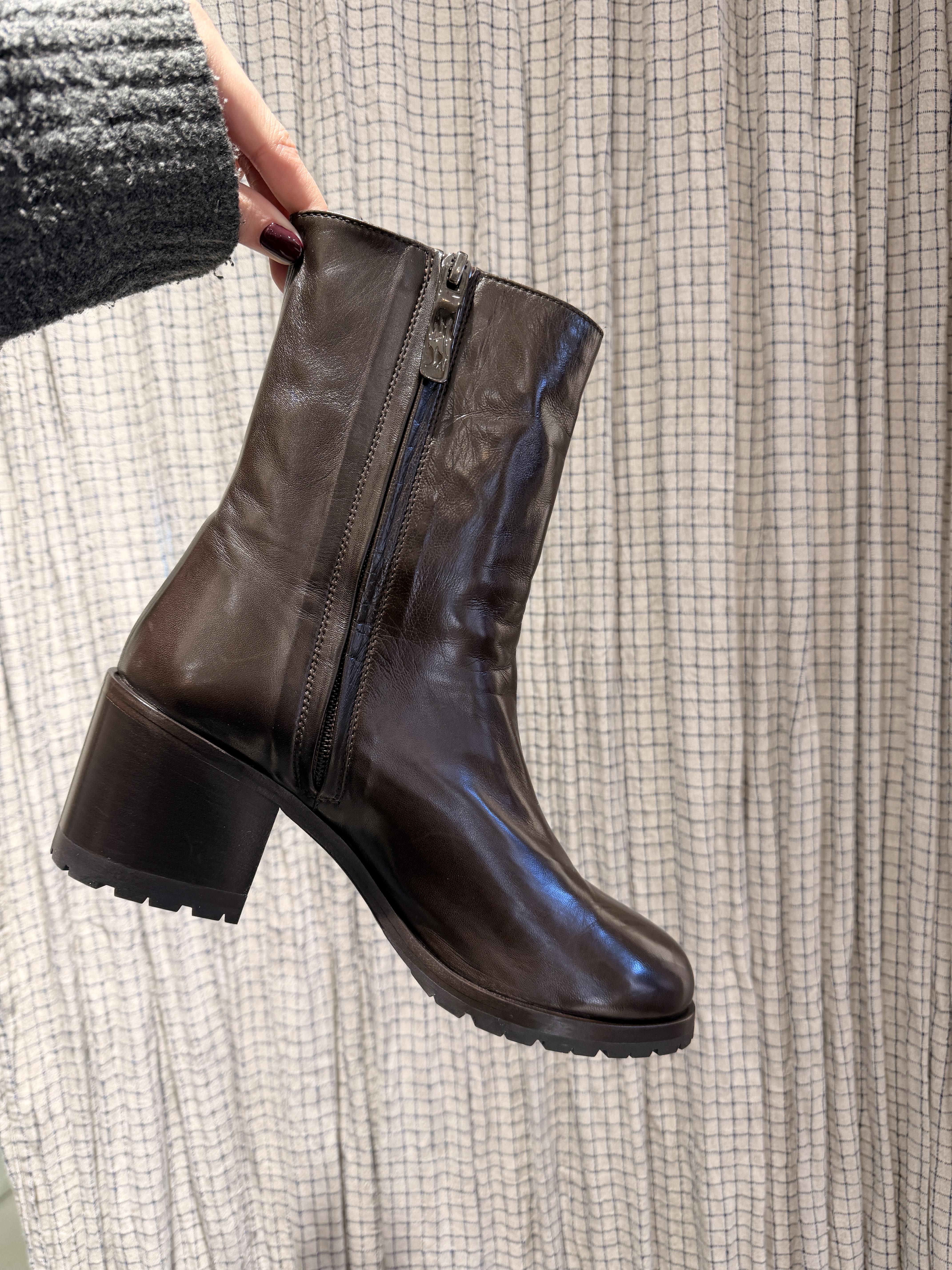 Bottines marron talons