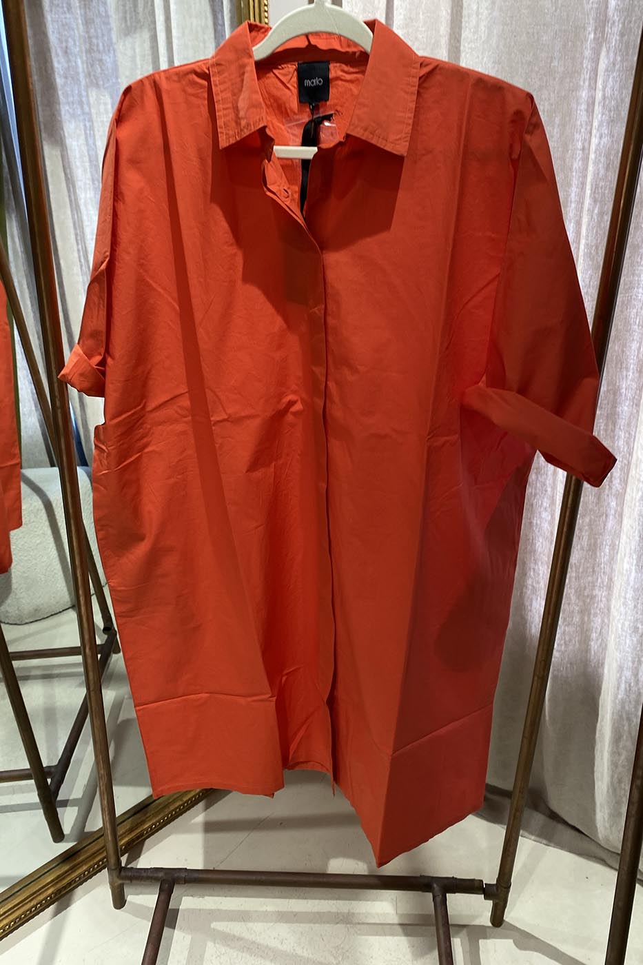 Ella robe rouge