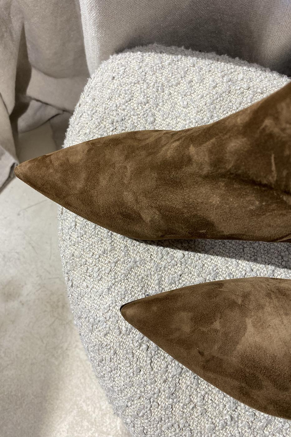 Marrone suede 550