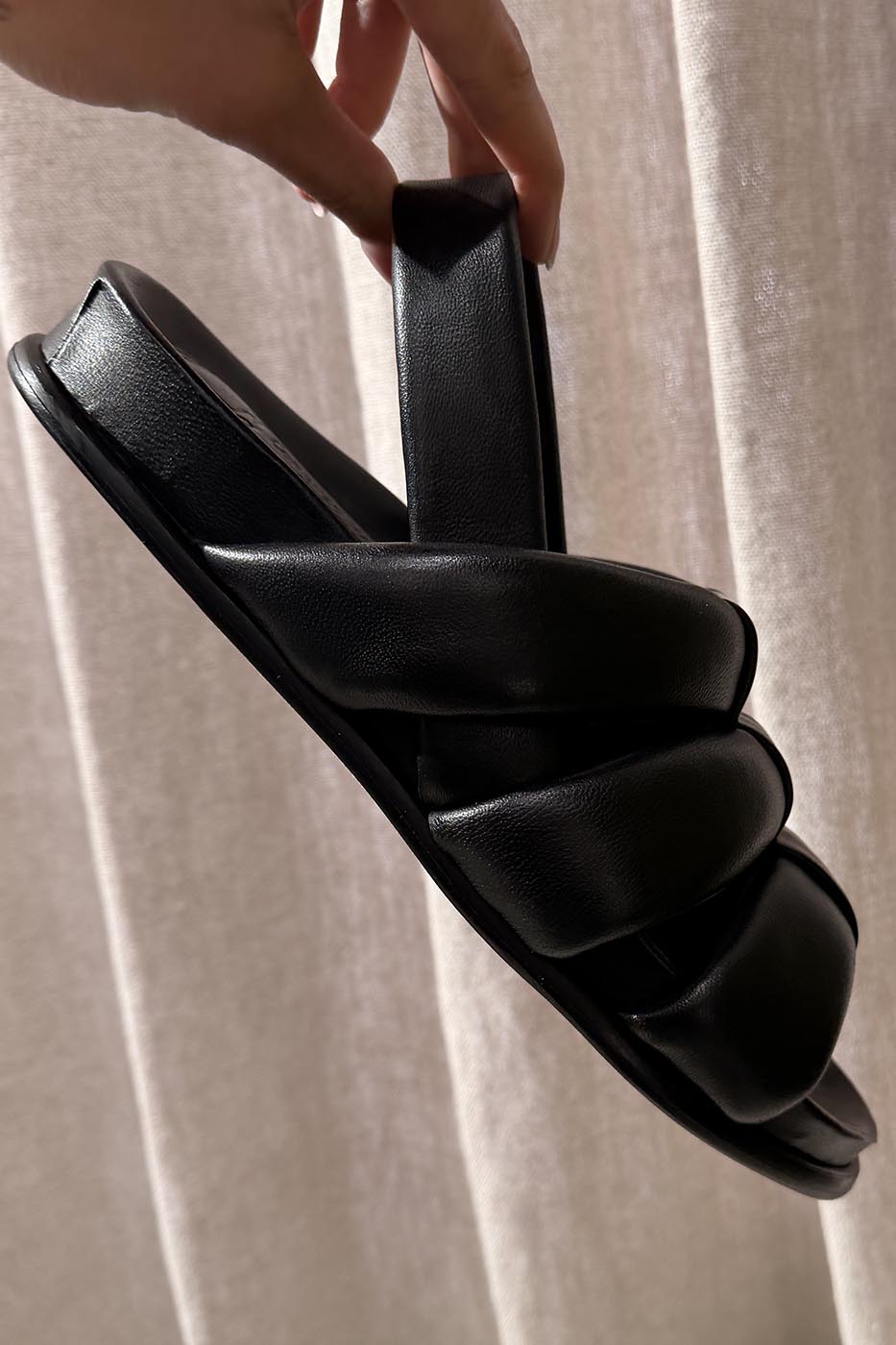 Sandales noires S208