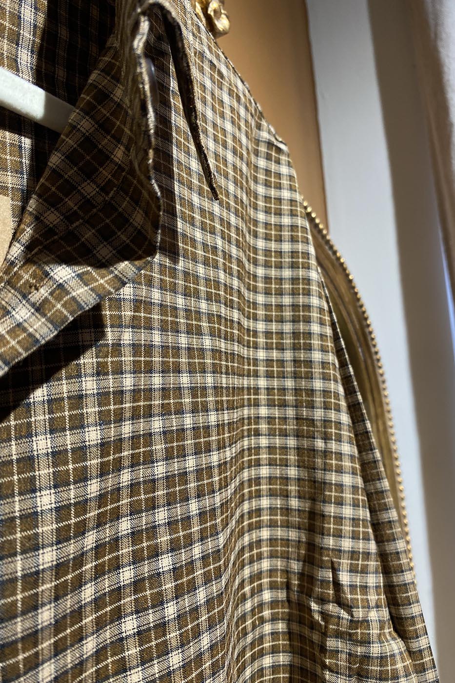 Chemise à carreaux brodée