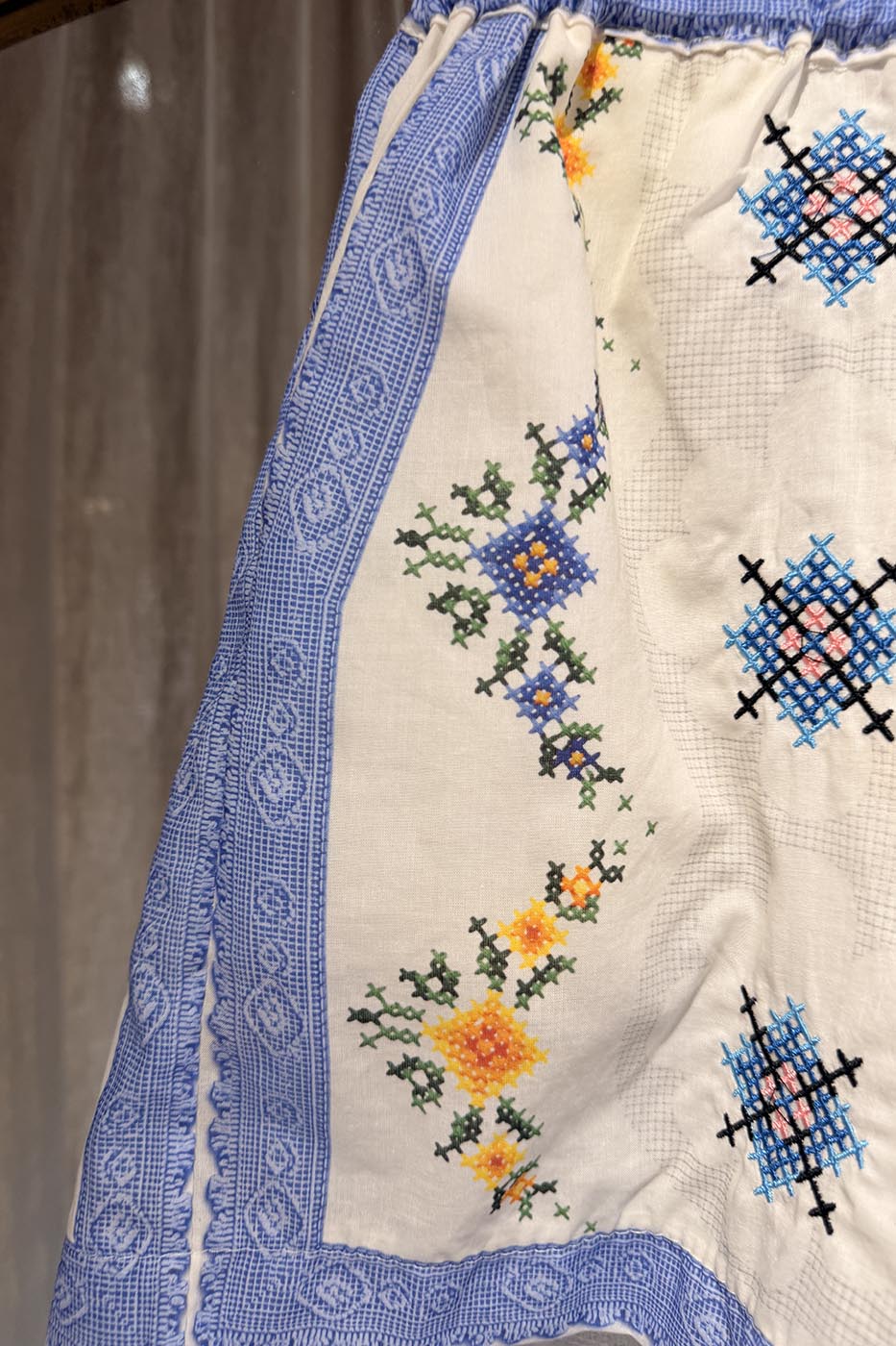 Short à motifs