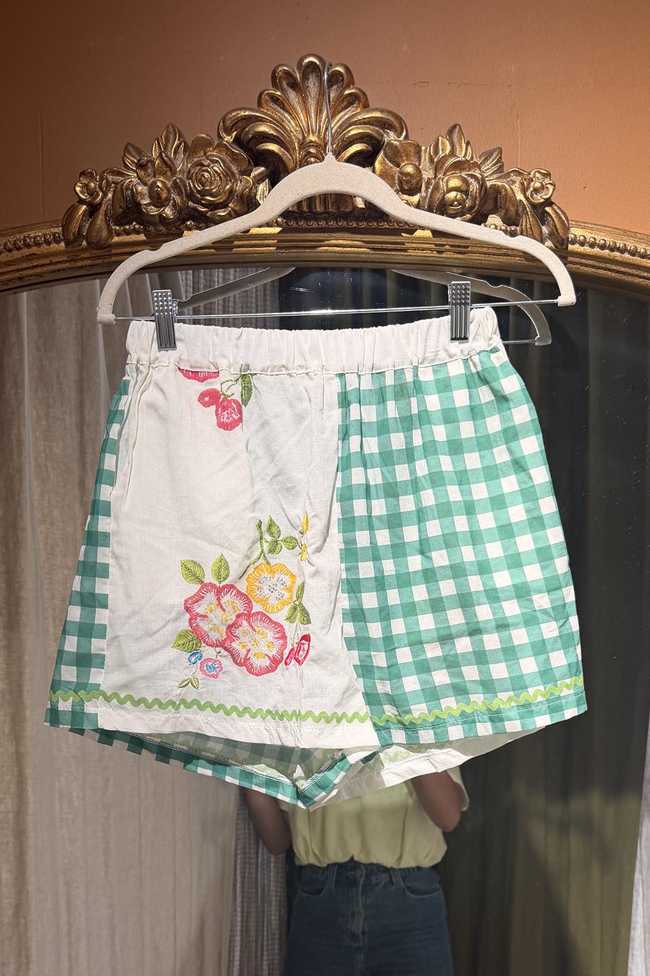 Short à motifs