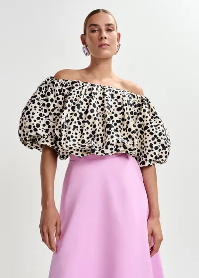 Body blanc cassé à fronces et manches bouffantes