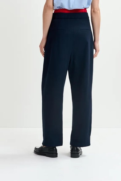 Pantalon à double taille bleu marine et rouge