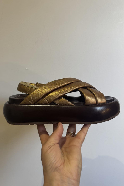 Sandales compensées