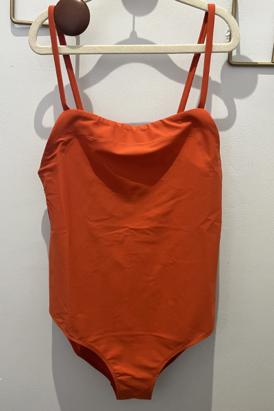 818 Orange