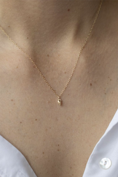 SHELL CHARM NECKLACE