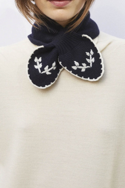 copy of Tour de cou brodé main Molli