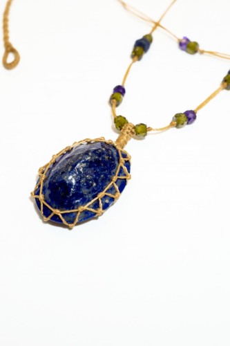 Collier court Tibétain Lapis Lazuli