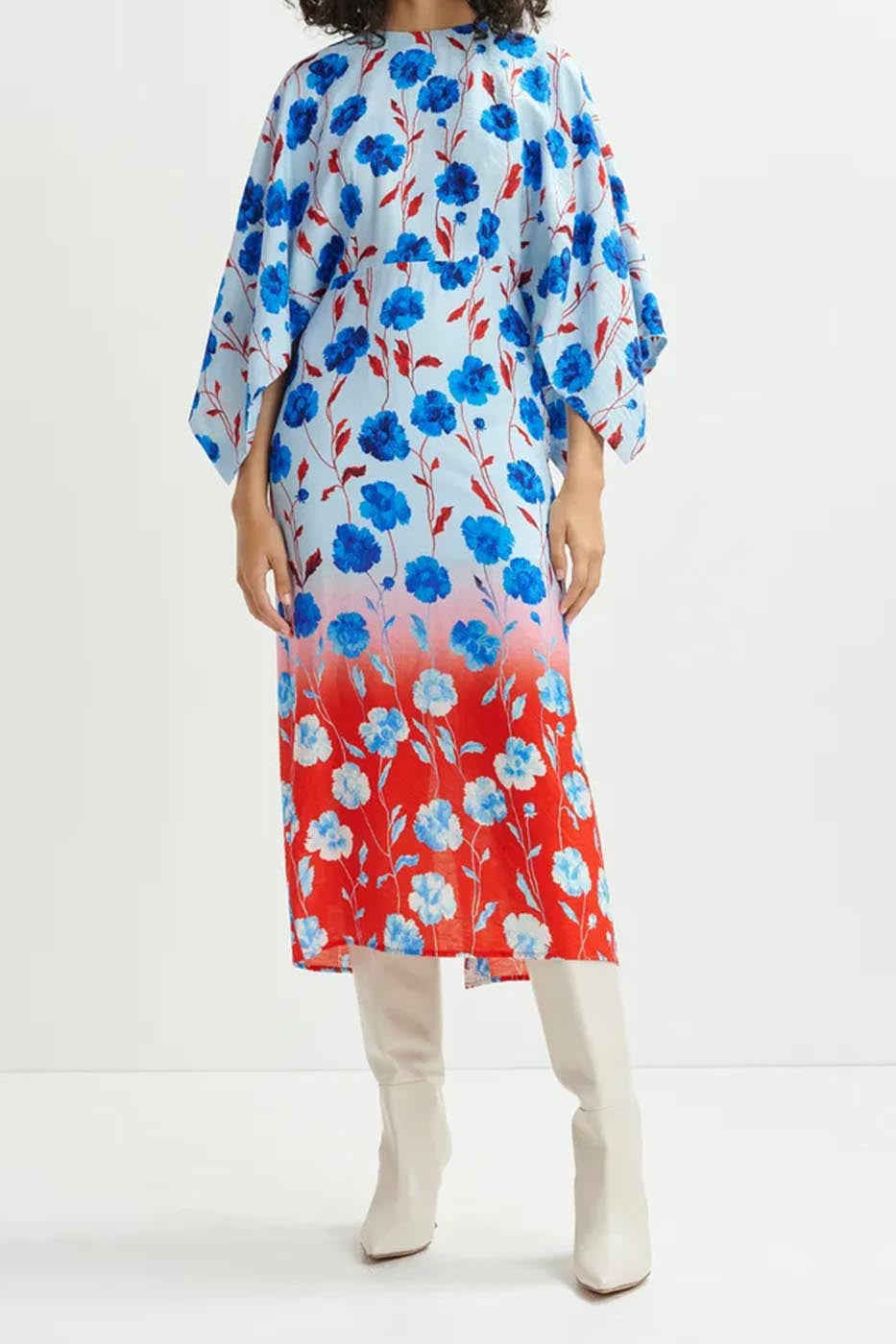 Robe mi-longue à manches kimono et imprimé fleuri bleue, rouge et blanche