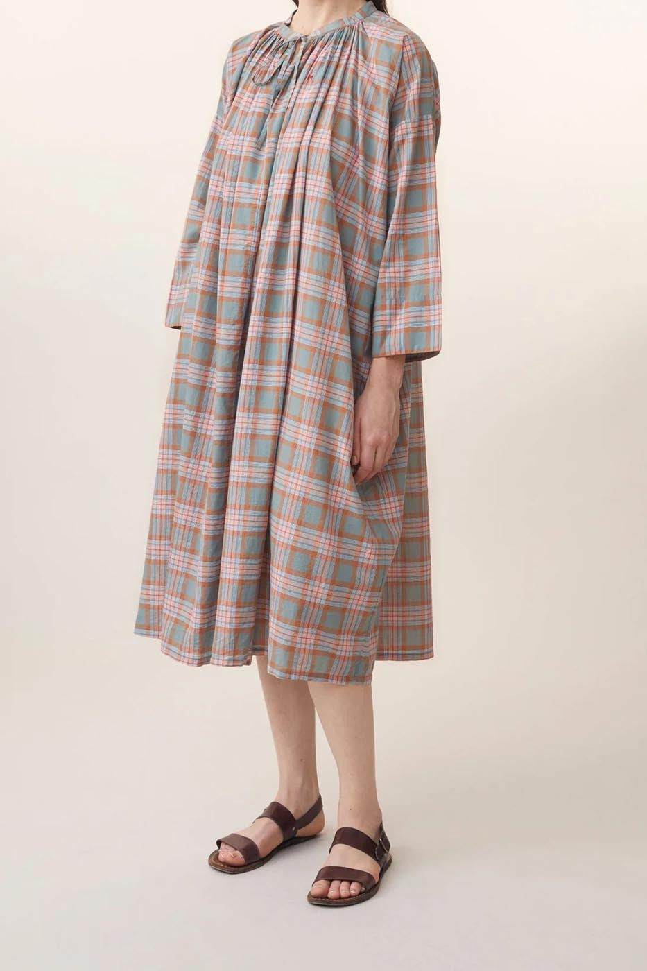 ROBE VICTORIA N°781 LE PARFAIT CLOUD