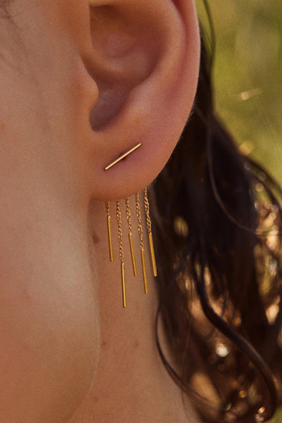 Dessous d'oreilles Adèle