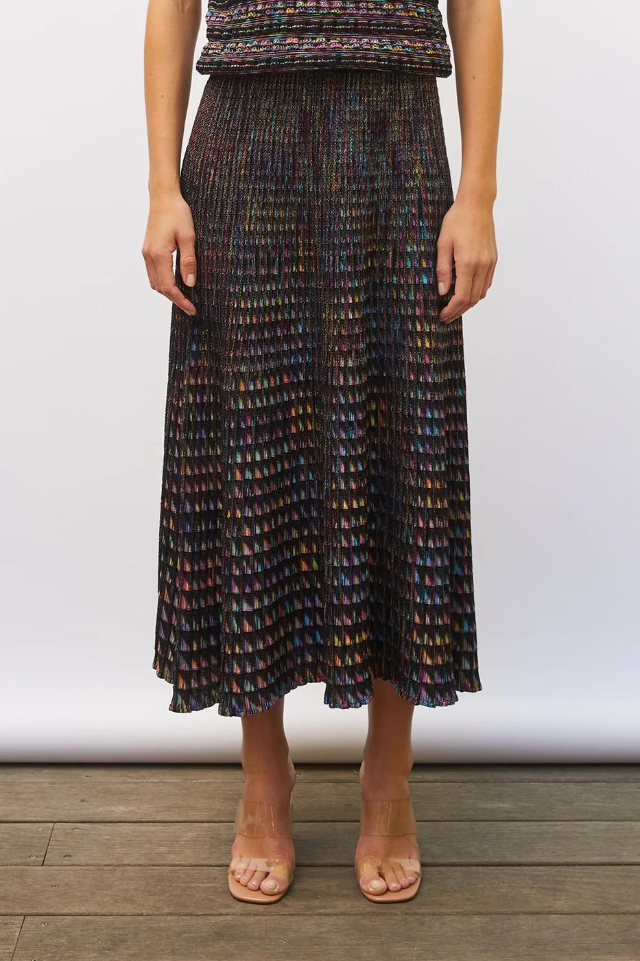 Jupe en maille aux lignes origami