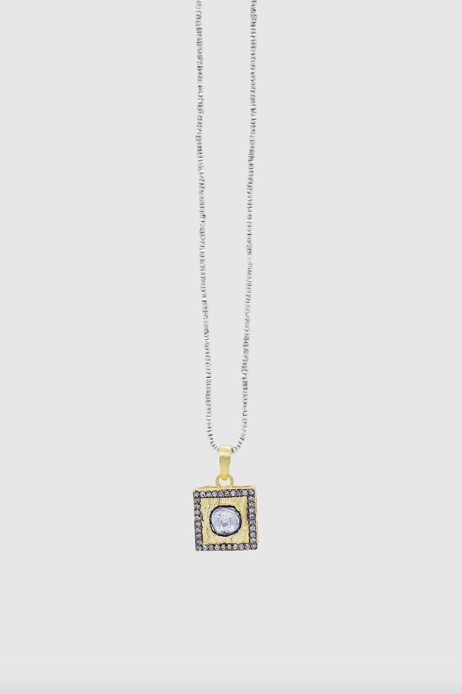 COLLIER RAJ