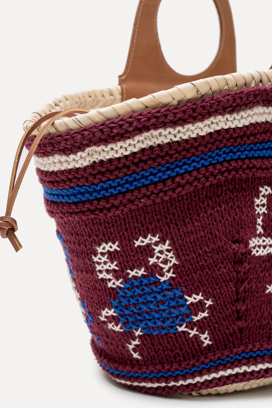 Póvoa - panier brodé en bordeaux