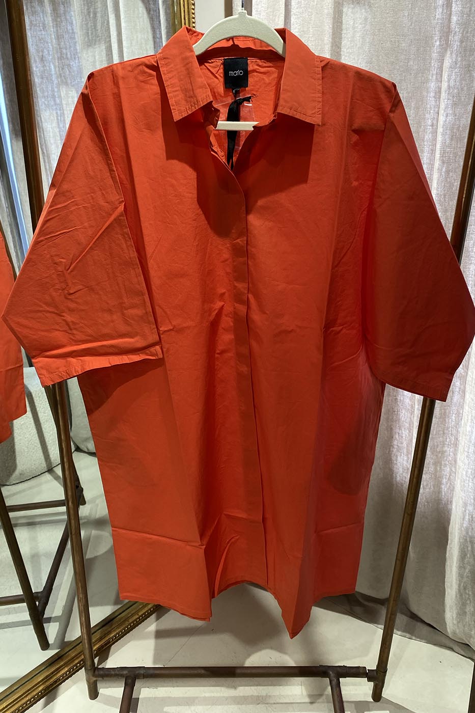 Ella robe rouge