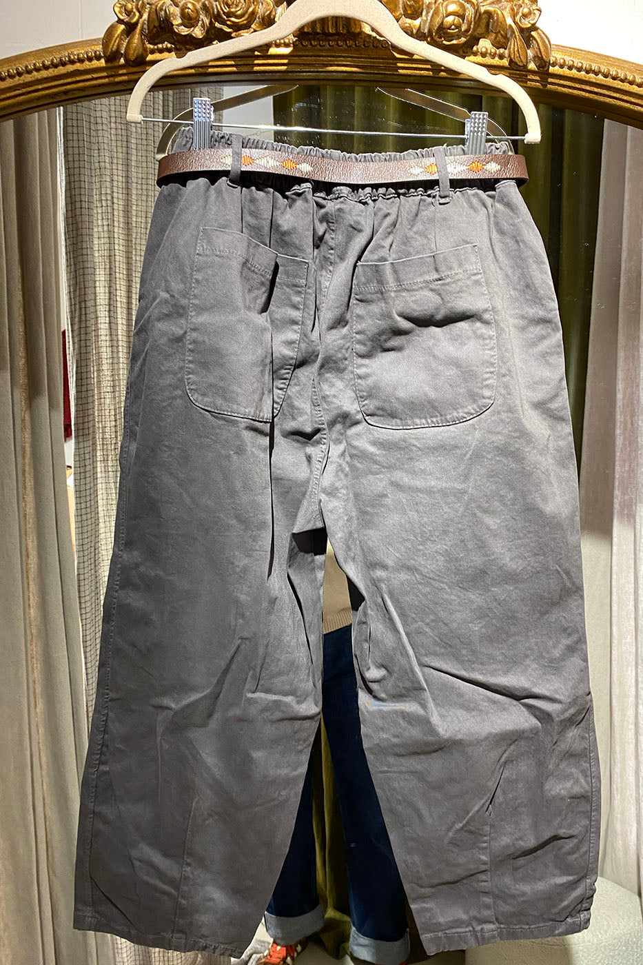 Magic noir à ceinture